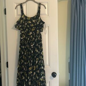 Easel summer dress BNWT